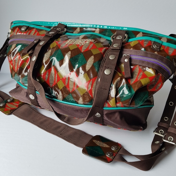 George Gina & Lucy | Mountain Mama Diaper/Tote Bag Crossbody - Picture 5 of 10